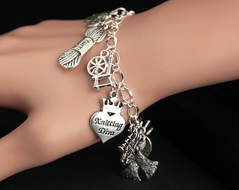 Strickarmband. Strick-Bettelarmband. Handgemachtes Armband. Silber Bettelarmband. Handgemachter Schmuck. Handmade Schmuck.