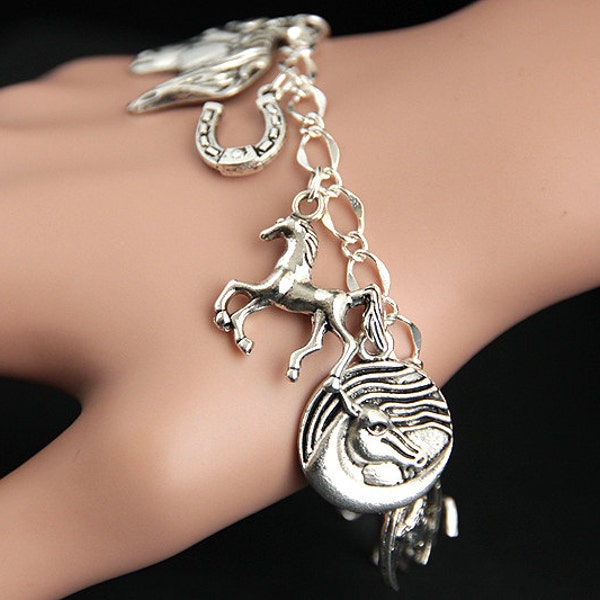 Horse Bracelet.  Horse Charm Bracelet. Horse Lover Bracelet. Silver Charm Bracelet. Handmade Jewelry.