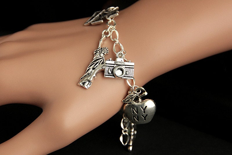 New York City Bracelet. NYC Charm Bracelet. Big Apple Etsy