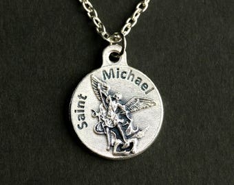 Militär Halskette. St. Michael Halskette. Katholische Halskette. Schutzpatron Halskette. Militär Heilige Halskette. Religiöse Halskette.