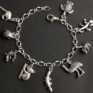 Australia Bracelet.  Australian Wildlife Charm Bracelet. Aussie Animals Bracelet. Silver Charm Bracelet. Handmade Jewelry.