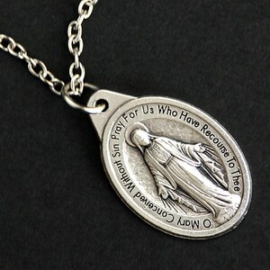 Miraculous Medal Necklace. Christian Necklace. Miraculous Medal Necklace. Catholic Charm Necklace. Christian Jewelry. Religious Necklace.
