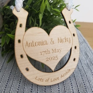 Horseshoe Personalised with any Names and Date, Traditional Wedding Mummy and Daddy Horseshoe for Bride, add any Text Something Blue and New