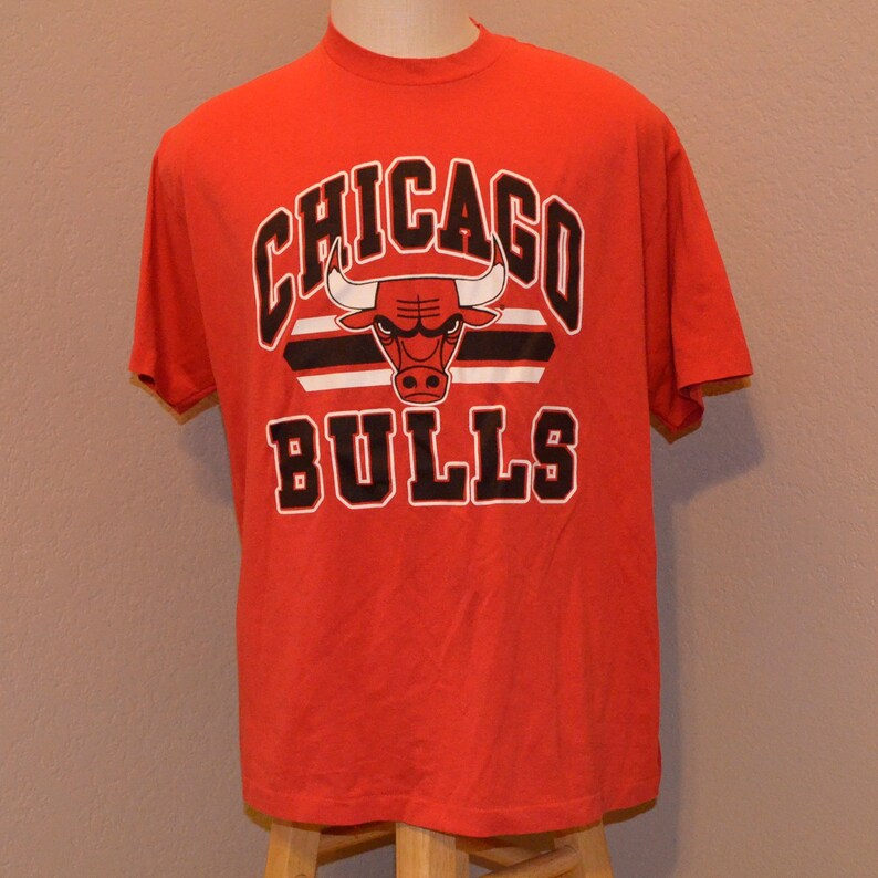chicago bulls see red t shirt