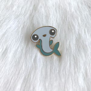 Hammerhead Pin