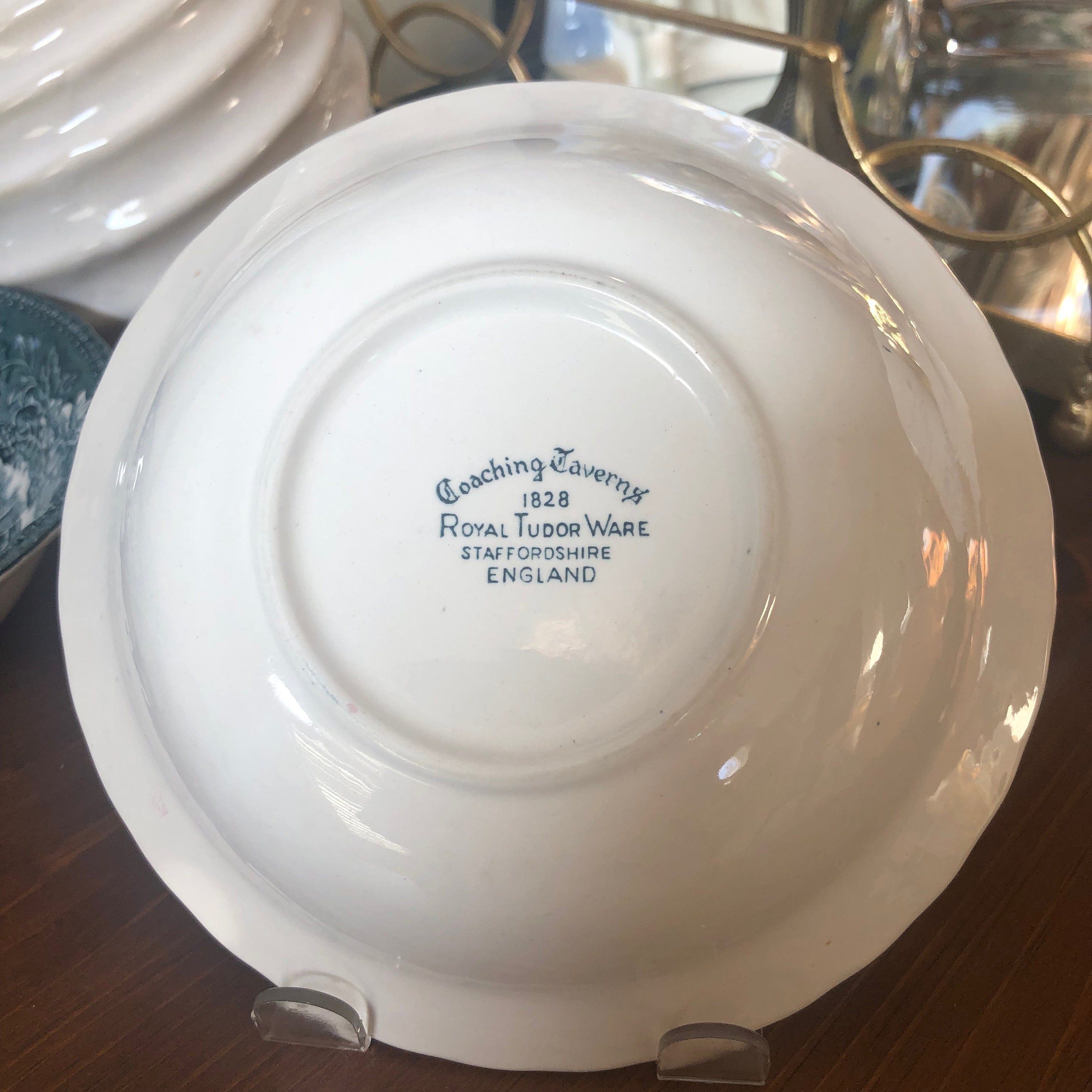 Royal Tudor Wareコーチングタバーン セット5絵皿