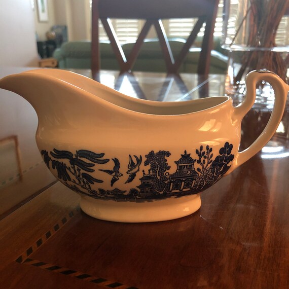 Churchill England Blue Willow Gravy Boat Etsy