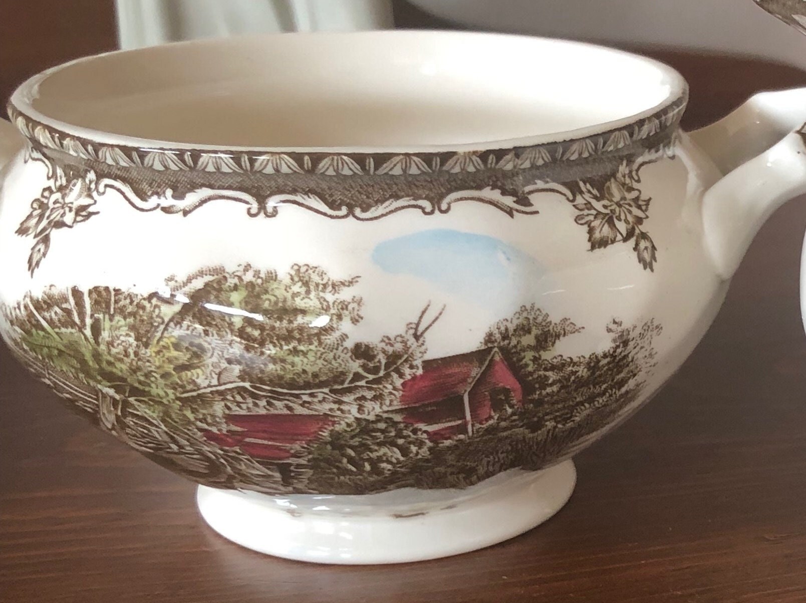 Johnson Brothers Friendly Village The Lily Pond Sugar Bowl