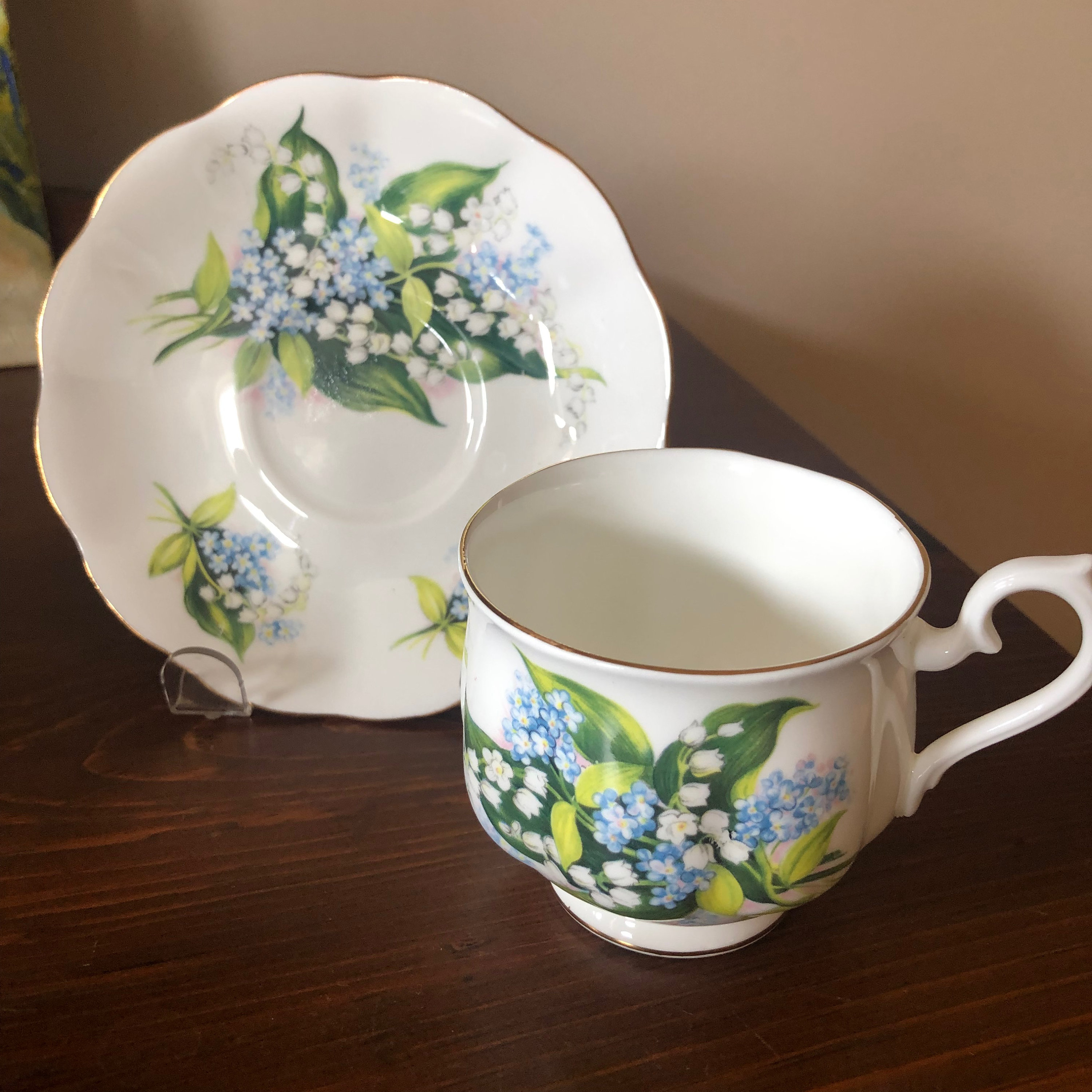 Vintage Royal Albert Lily of the Valley Cup and Saucer - Etsy 日本