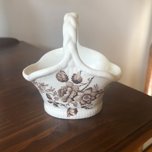 Crown Devon Fieldings Basket