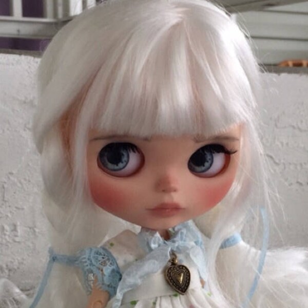 Custom  Blythe doll ooak