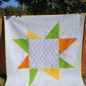 Elefanten Quilt - Weiß, Grün, Gelb & Orange handgemachter Quilt - Modernes Design - 78 &quot;x 22 cm - Unikat - KOSTENLOSER VERSAND!