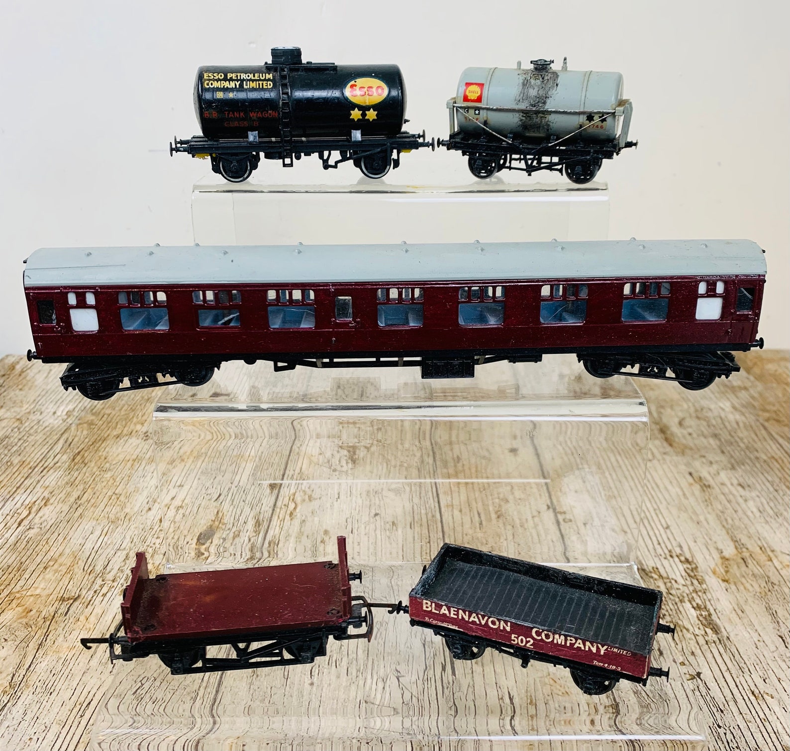 Job Lot Of OO Gauge Model Railway Wagon and Passenger Etsy