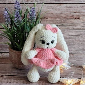 Gehäkelter Hase, Häkelspielzeug, Hase Stofftier, Hase-Liebhaber, Amigurumi Spielzeug, handgemachtes Spielzeug, Handgehäkeltes Spielzeug