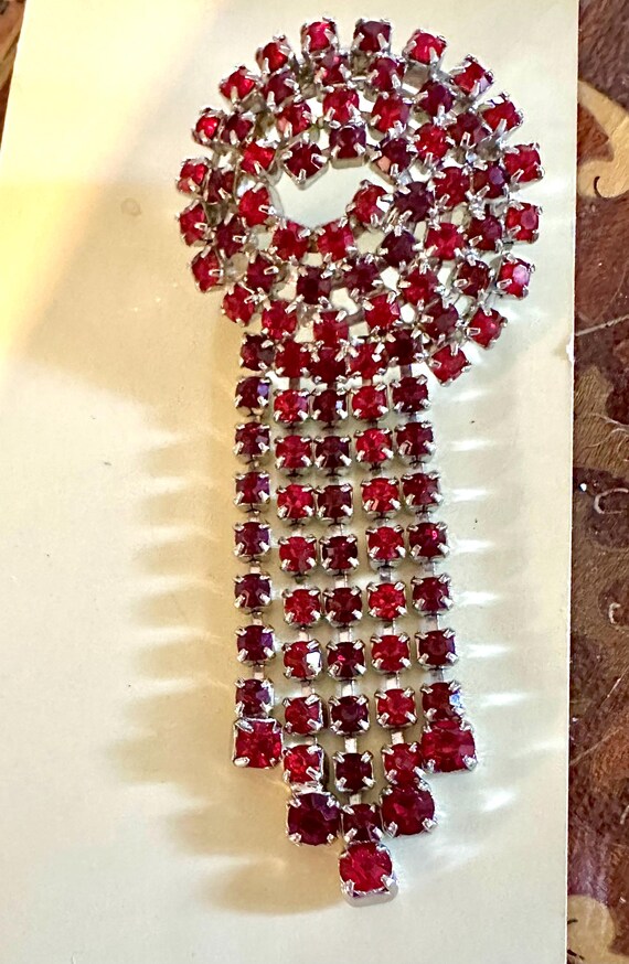 Unique Vintage Ruby Red Rhinestone Dangle Brooch - image 4