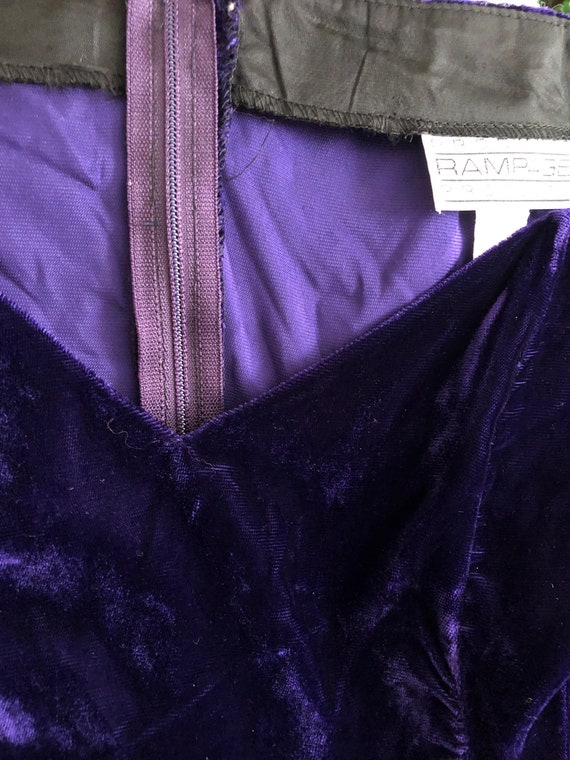 Vintage Deep Purple Velvet Rampage Dress - Size 11 - image 3