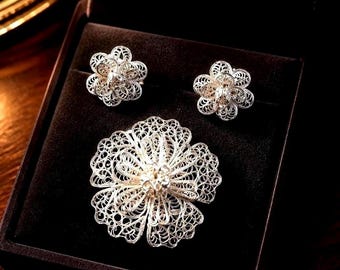 Vintage Mexican Sterling Silver Filigree Brooch and Earrings Demi Parure