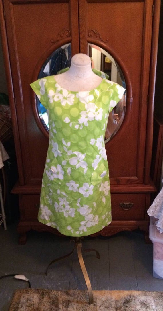 Flowered Dress - Mod Green and White Cotton Flower