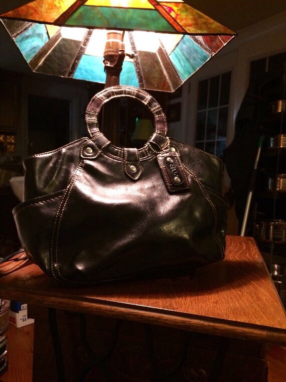 black relic purse