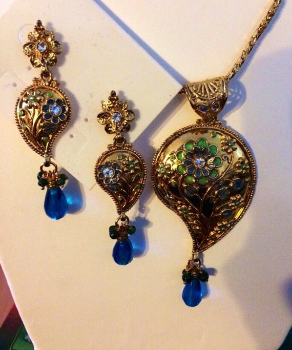 Bohemian necklace and best sale earrings