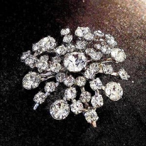 Rhinestone Brooch - Vintage Hollywood Glam Ruffle Rhinestone Pin/Brooch