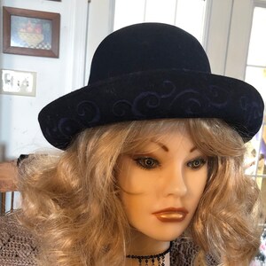 Jennifer Moore Wool 1920 Classic Cloche ? hat Jennifer Moore Black Wool Cloche Hat - US Made Millinery  main image 3