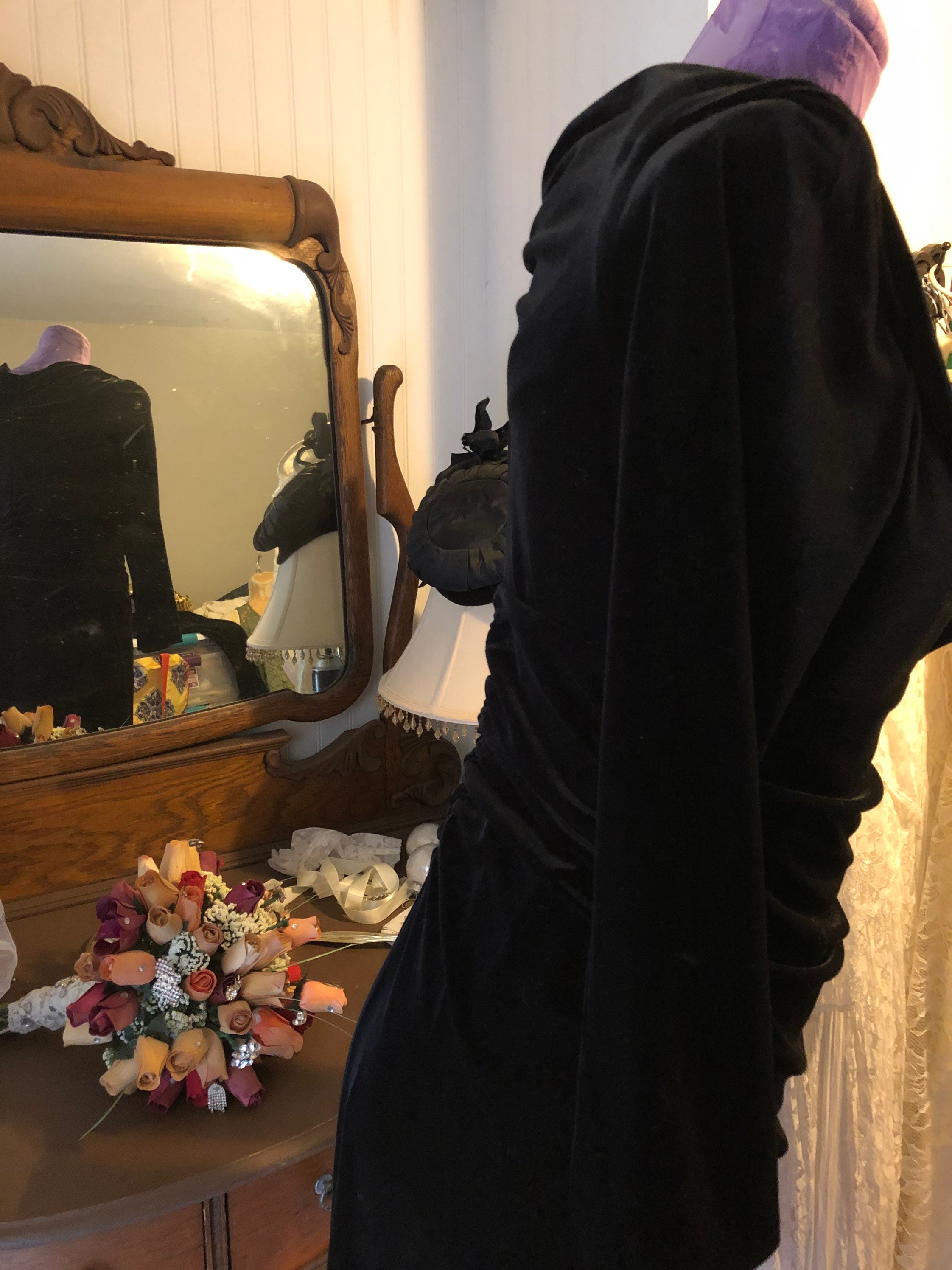Chaps Velvet Dress. Sz 10 Black.stretch 