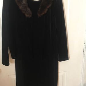 Vintage Velvet Dress Size Medium Black Velvet Dress and Jacket With Fur Trim image 2