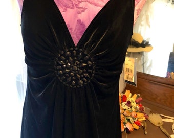 London Times Black Velvet Dress - Size 6 Petite