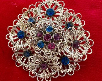 Broche con volante de flores vintage - Pin