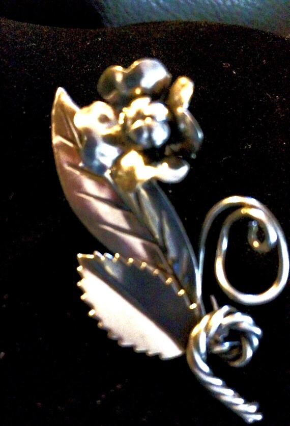 Vintage Sterling Hand Made Flower Pin Brooch - image 4