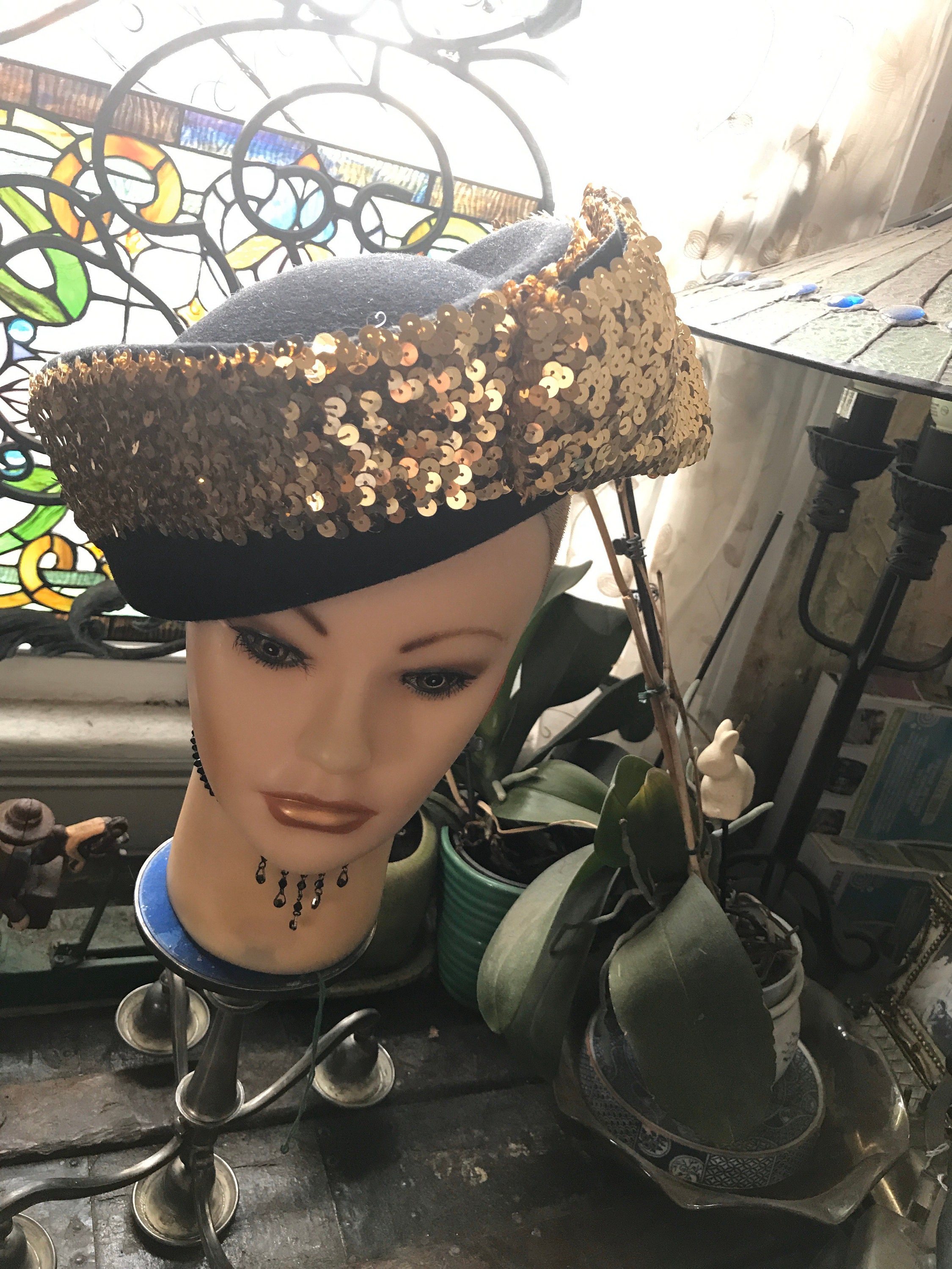 Vintage Mr John Hat - 70s Black Wool Hat With Gold Sequins  display picture 1