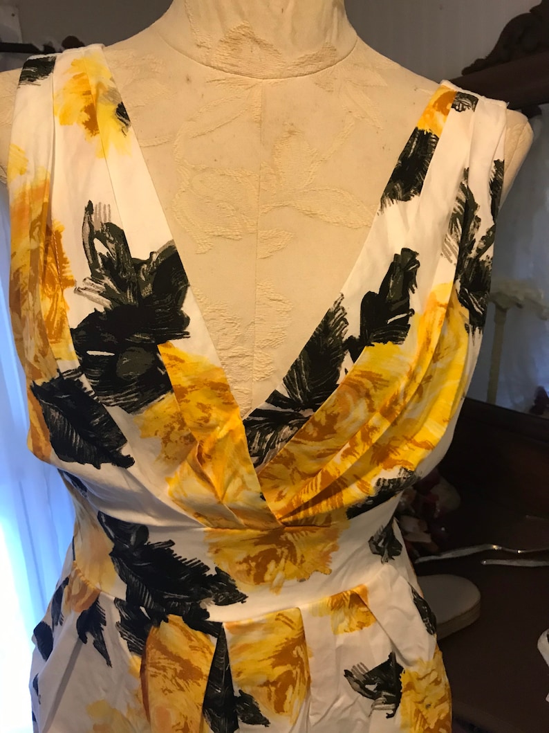 Vintage Corey P Flowered Dress in Size 8 Bohemian Style