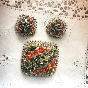 Vintage Rhinestone Demi Parure Brooch and Earring Set - Pin and Earrings