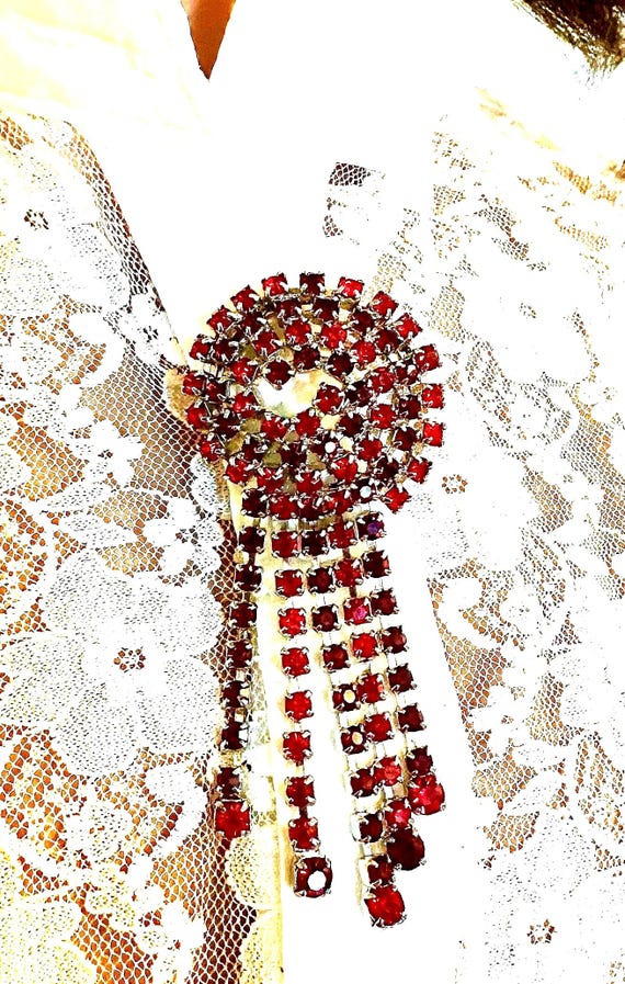 Unique Vintage Ruby Red Rhinestone Dangle Brooch - image 1