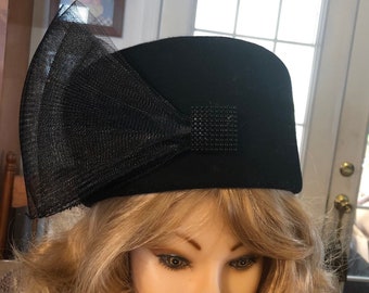 Jennifer Moore Wool 1920 Classic Cloche ? hat Vintage Jennifer Moore Wool Cloche Hat - Made in Italy  main image 2