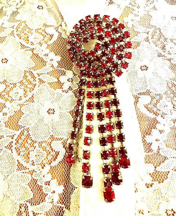 Unique Vintage Ruby Red Rhinestone Dangle Brooch - image 9