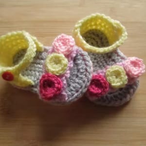 Crochet pattern baby sandals 0-3 months Photo Tutorial US terminology Instant Download Nr.27 image 2