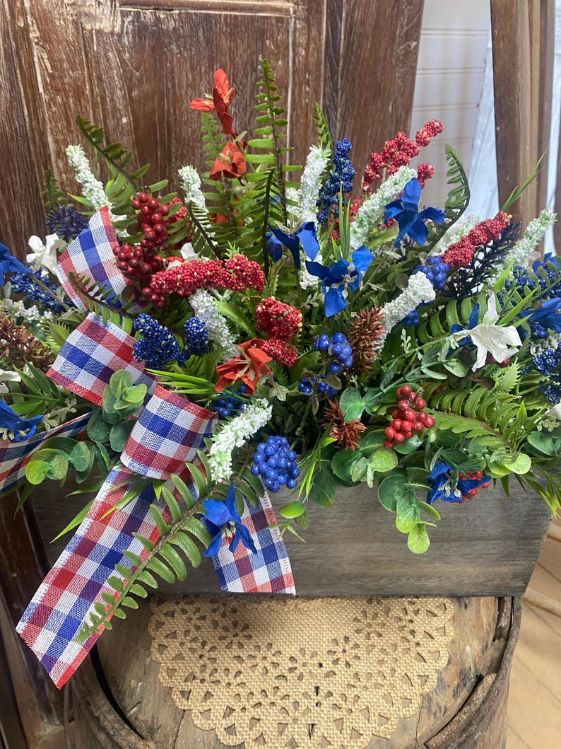 Patriotic Red White and Blue Centerpiece- Patriotic Arrangement in Wood ...