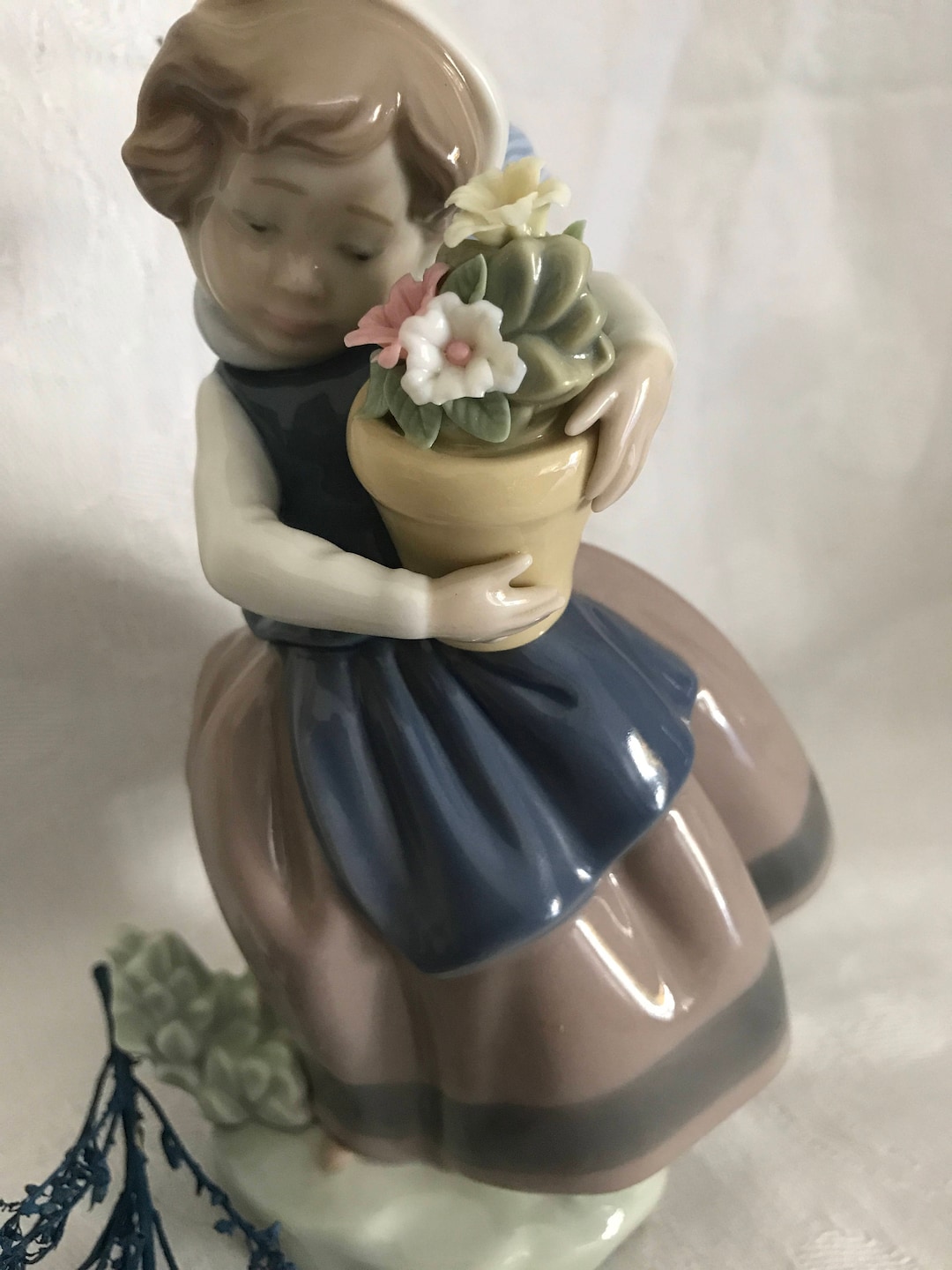 Lladro 'spring is Here' Figurine: Girl With Flowers, #5223 - Etsy
