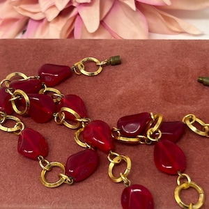 Red glass bead necklace.  Red bead necklace with Hold Metal Clasp.  Vintage beads.