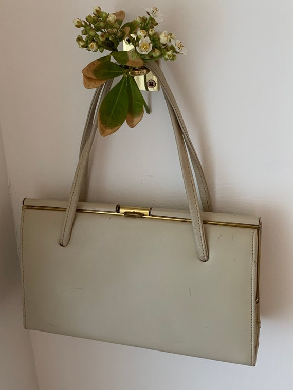Jonelle Vintage Cream Box Bag. Leather Box Bag.