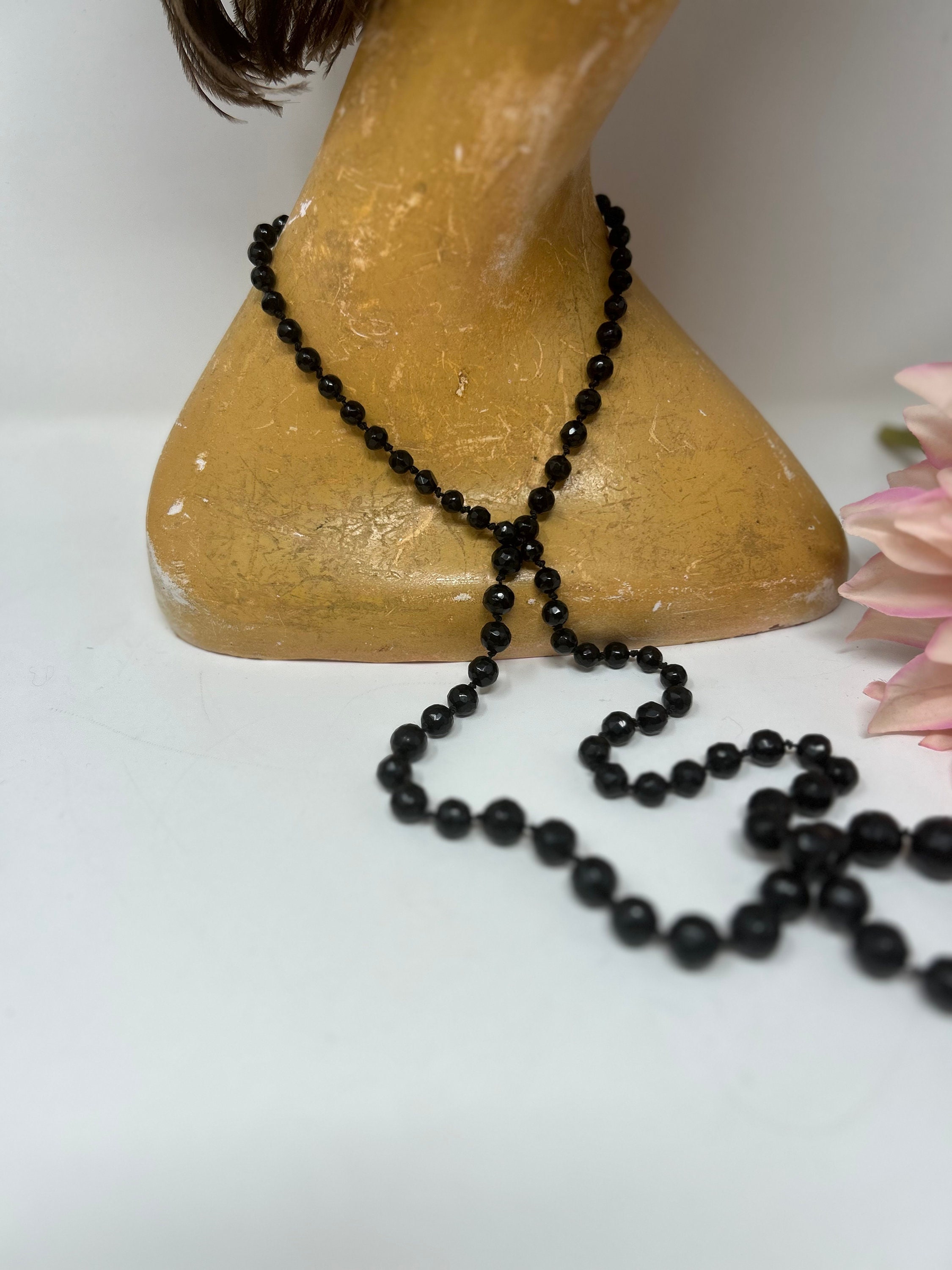 Gros Collier Ancien En Perles De Verre Noir Facettées - Collier De Perles Vintage - État Bon (occasion)