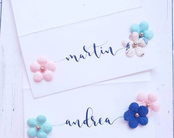 Floral Kalligrafie Placecards | Handgemaakte bloemennaamkaarten | Pretty Kalligrafie Handwritting
