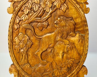 Antique Suisse Forêt-Noire Bois sculpté Le monument commémoratif du Lion de Lucerne en souvenir du conflit de C.1792 - France