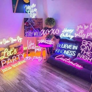 Letreiro de neon personalizado | Letreiro de neon | Letreiro de neon para quarto | Letreiro de neon | Letreiro de neon de LED | Letreiro de casamento | Letreiro de festa | Luzes de neon | Bar com letreiro de neon
