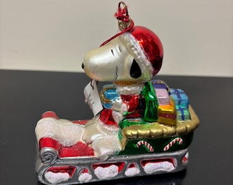 Peanuts, Snoopy Christmas ornament