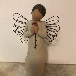 Loving Angel by Willow Tree, 2002, 5 1/4&quot; tall, Great for any angel lover, very inspirational!