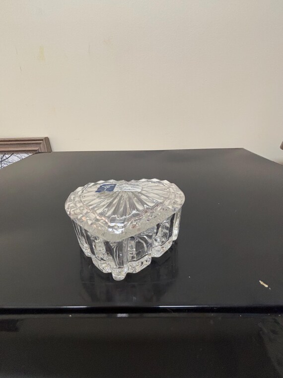 Clear Crystal glass shaped heart, trinket