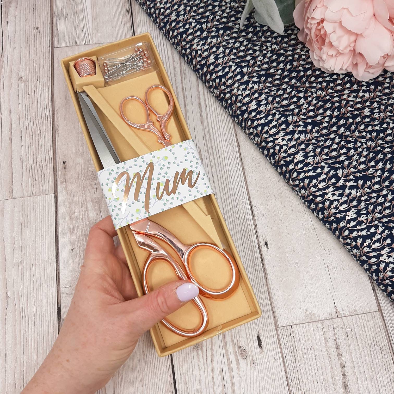 Rose gold best sale fabric scissors